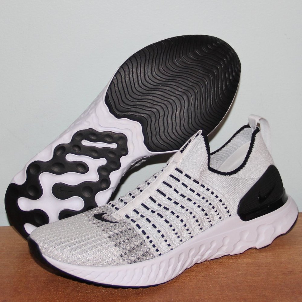 Nike React Phantom Run Flyknit 2 Oreo Shoes Mens 8 White Black
